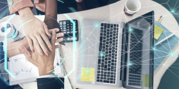 Communication Strategies for a Seamless CX