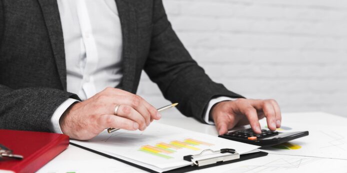 Develop a Proactive Accounts Receivable Policy